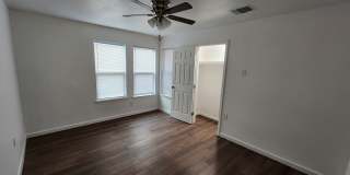MODERN DECORATED HOUSE | 4 BEDROOM | 2 BATH | COVERED PATIO | CASITA WITH KITCHEN, BATH & LAUNDRY Gallery 15