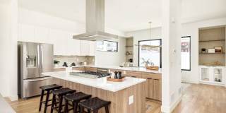 LUX 3BD, 4BA Sunnyside Home with Office and 2-Car Garage Gallery 7