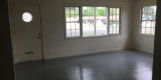7223 N Pearl Street Gallery 14