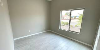 Beautiful 3 Bedroom Home on Desert Lakes Golf Course! Gallery 21