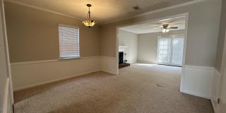 2448 Riverlook Drive Gallery 4