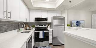 4800 Westshore Apartments Gallery 7