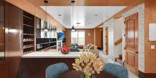 1743 South Barrington Avenue Gallery 10