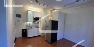 Studio Apartment Close to BU and the Green Line Gallery 8
