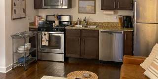 1900 N Lincoln Ave Gallery 12