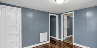 Charming 2 Bedroom Home, close to USC & located on a Large Lot! Gallery 8