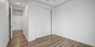 3131 N CENTRAL Avenue Gallery 32