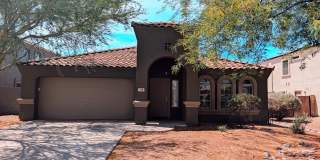 738 E SADDLE Way Gallery 2