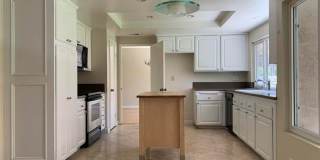 3400 Hawkwood Gallery 9