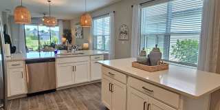Annual Furnished or Seasonal Short-Term 4 Bedroom 2.5 Bathroom Home in Palmero! Gallery 14