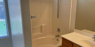 6831 S 33RD Drive Gallery 16