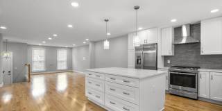 10 LOGANWOOD Court Gallery 7