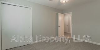 501 Edwards Rd Gallery 18