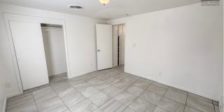 308 East Vogel Avenue Gallery 20