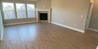 Beautiful Melissa Home with Flexible Office/4th Bedroom and Open Floor Plan Gallery 14