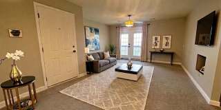 Spacious 3 Bedroom, 2 Bath Unfurnished Apartment with Stunning Views! Branson, MO - ask about the move in special Gallery 1