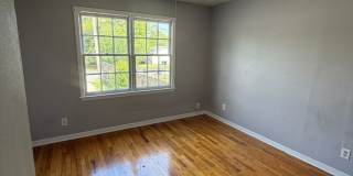 Large Home in Great Area Gallery 13