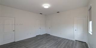 2151 NE 37th Ter Gallery 57