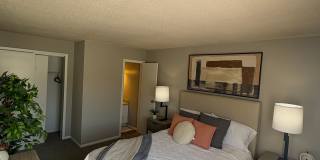 Riverbanks Retreat Gallery 5
