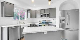 8841 S 51st Street Gallery 20