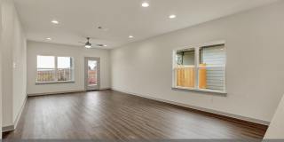 Welcome to 10917 Tildon Avenue, a stunning single-family home nestled in the vibrant city of Austin, TX! Gallery 12