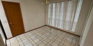 2207 Burdick an Ideal Home Gallery 9