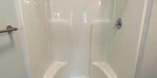 Queen Court Apartments Gallery 22