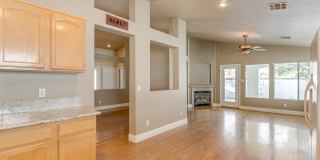 WONDERFUL 3 BEDROOM PLUS DEN 1 STORY HOME. CASITA WITH OWN BATHROOM! GATED COMMUNITY! Gallery 14