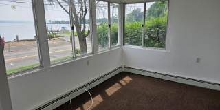 59 Beach Road Gallery 12