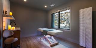 Evado Gallery 22