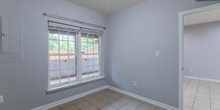 24635 KINGS CANYON Square Gallery 35
