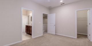 102 MAGNOLIA CREEK Walk Gallery 47