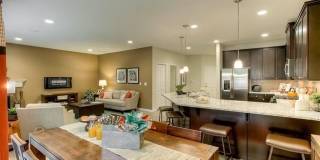 Beautiful 6BD/3BA home nestled in desirable Rainer Ridge neighborhood Gallery 6