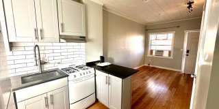 Charming One Bedroom Home in Sunnyside! Gallery 11