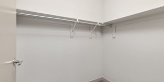 2 Bed 2 Bath Condo With Mountain Views In Recently Developed Steel Yards Neighborhood. Gallery 12