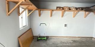 PRELEASING: 4 bdrm/1.5 bath house near WWU Park-N-Ride PRELEASING: 4 bdrm/1.5 bath house near WWU Park-N-Ride Gallery 26