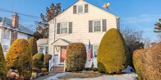 91 Ireland Place Gallery 1