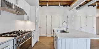 Lake Forest Lofts Gallery 47