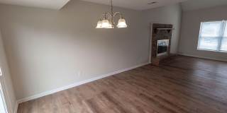 Spacious Southside Duplex Gallery 8