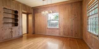 CHARMING ALAMO HEIGHTS COTTAGE Gallery 12