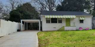 COMING SOON! Cutest 2/1 Bungalow in Hapeville - Housing Vouchers Accepted Gallery 1