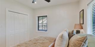 807 SW 18th Street Gallery 33