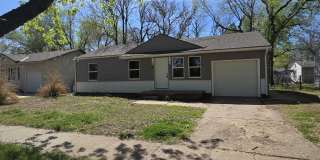 1121 Luther East 1121 Luther East Gallery 1