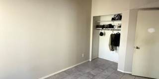 2 Bedroom 2 bath private enclosed yard for Gallery 20