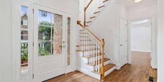 1711 Summit Glen Lane NE Gallery 3
