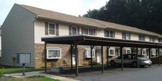 Mary Ellen Lane-2049 (Woods Edge-CREM) Gallery 1