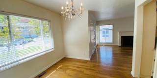 Gorgeous 1BD/1BA, Single-Story Unit in a Charming 4-Plex Near Downtown Lafayette- Available NOW! Gallery 13