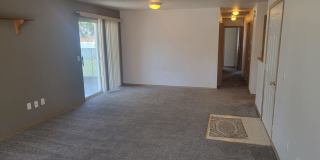 Nice 3 bedroom Duplex in the Valley Gallery 5