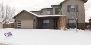 Spacious 5-Bedroom Home with Luxury Features & Prime Location! Gallery 1