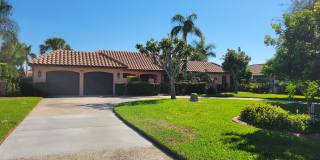 Short term starting Jan. 1, 2027 only BIRD KEY Large 4/3 canal home with heated pool Short term starting Jan. 1, 2027 only BIRD KEY Large 4/3 canal home with heated pool Gallery 1